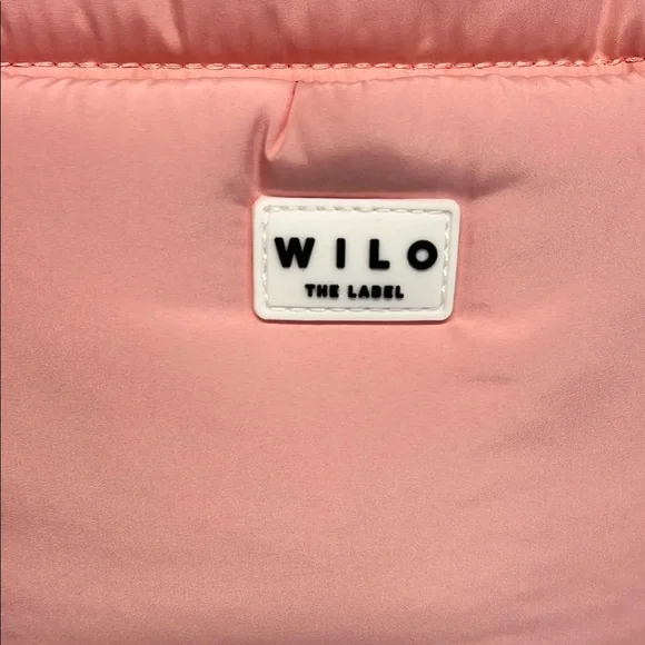 Wilo The Label | Pink Weekender Tote Bag Set w/Crossbody Stap 💖 - Picture 3 of 12